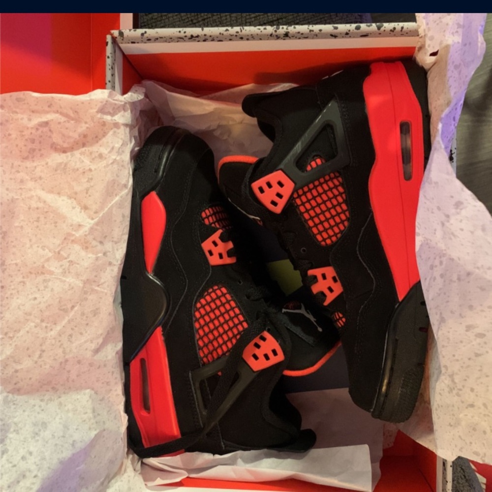 Red thunder Jordan 4’s  size 3.5